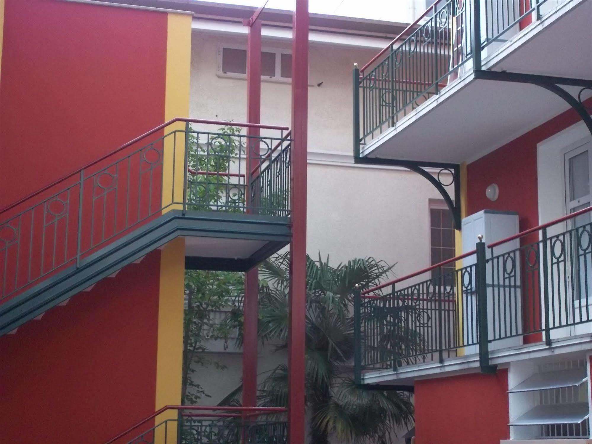Villa Romana Lignano Sabbiadoro Exteriör bild
